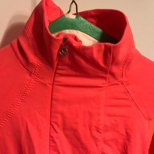 Lululemon bright pink size 6 pullover